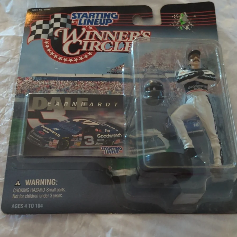 Starting Lineup Winner's Circle Figure Dale Earnhardt NWOT. SALE